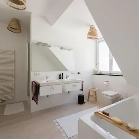 Hemingway Penthouse With Fireplace/Chimney Munich Exterior photo