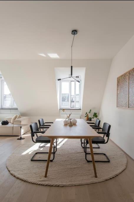 Hemingway Penthouse With Fireplace/chimney * Munich